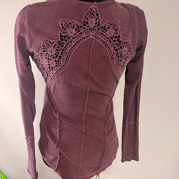 🔥SALE🔥Free People S Crocheted Back Flattering V-shape Seams Rose Slender Fit - Picture 4 of 5